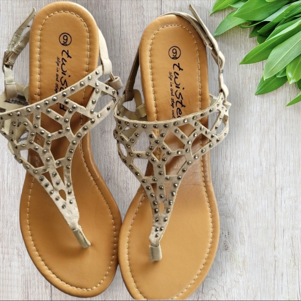 🤑3/$18 TWISTED Brown Braided Wedge Sandals